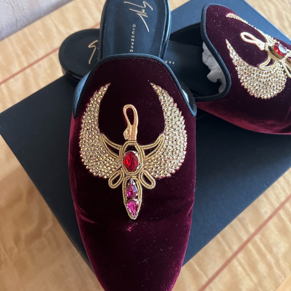 Good condition, very comfortable